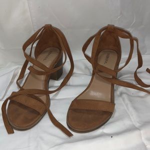 Strappy suede tan heels